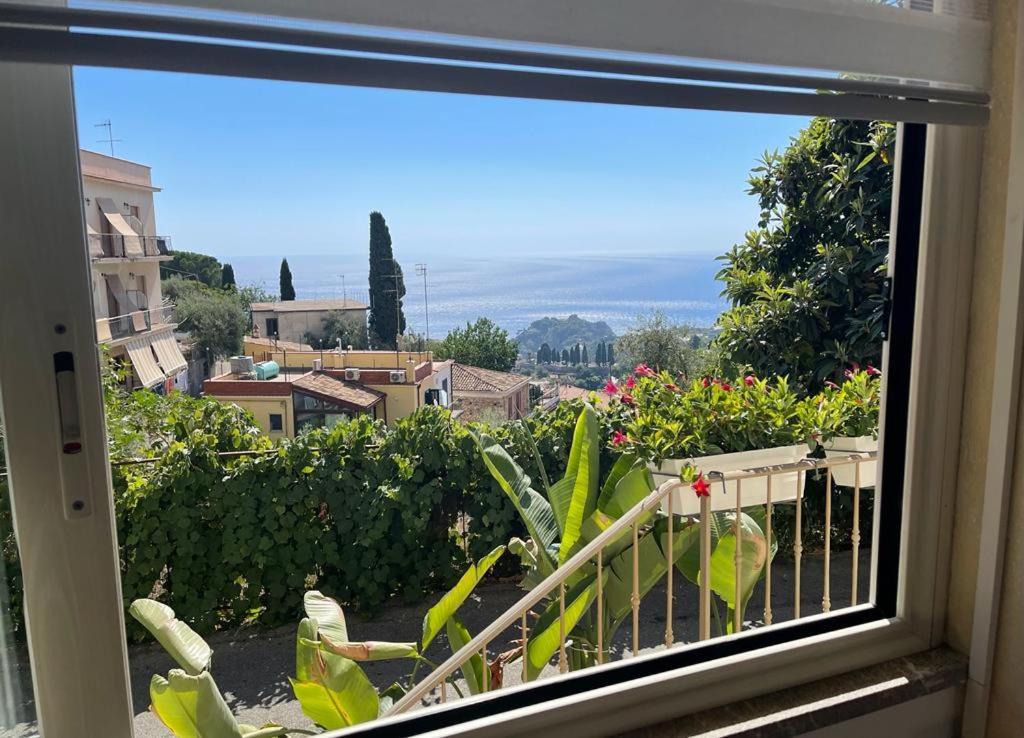 Taormina Family Apartment エクステリア 写真